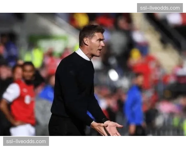 即将退役的伯恩利后卫查理·泰勒接受俱乐部官网专访